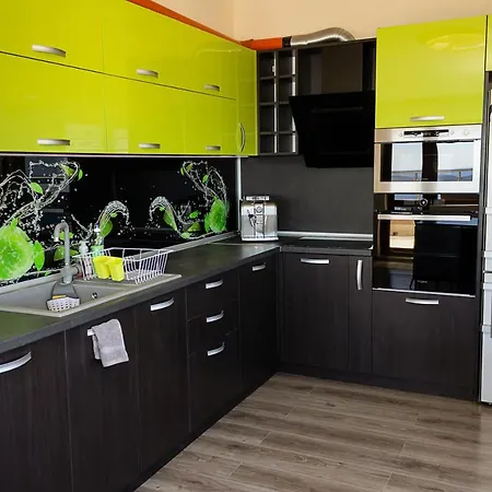 Апартамент Spacious 3bd Flat With Large Terrace & Sea View By Flat Mаnager Варна
